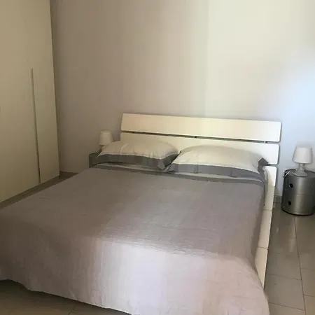 Holiday home Scoglierauno