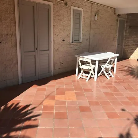 Holiday home Scoglierauno *